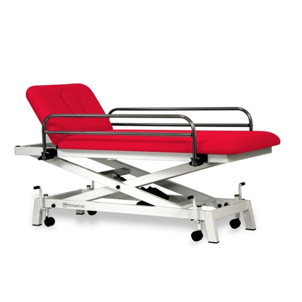 Marquesa elétrica para pediatria 62 cm: dois corpos, com subida reta sem deslocação lateral, corrimões, tampa facial e rodas escamoteables