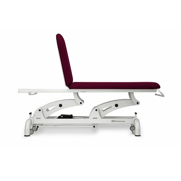 Marquesa elétrica de reconhecimento: dois corpos, com dois motores para a regulação da altura e do respaldo, portarrolos, tampa facial e rodas escamoteables