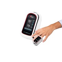 Pulsioxímetro Masimo MightySat: Mede os dados durante o exercício para monitorá-los com KAATSU Pulsioxímetro Masimo MightySat: Mede os dados durante o exercício para monitorá-los com KAATSU
